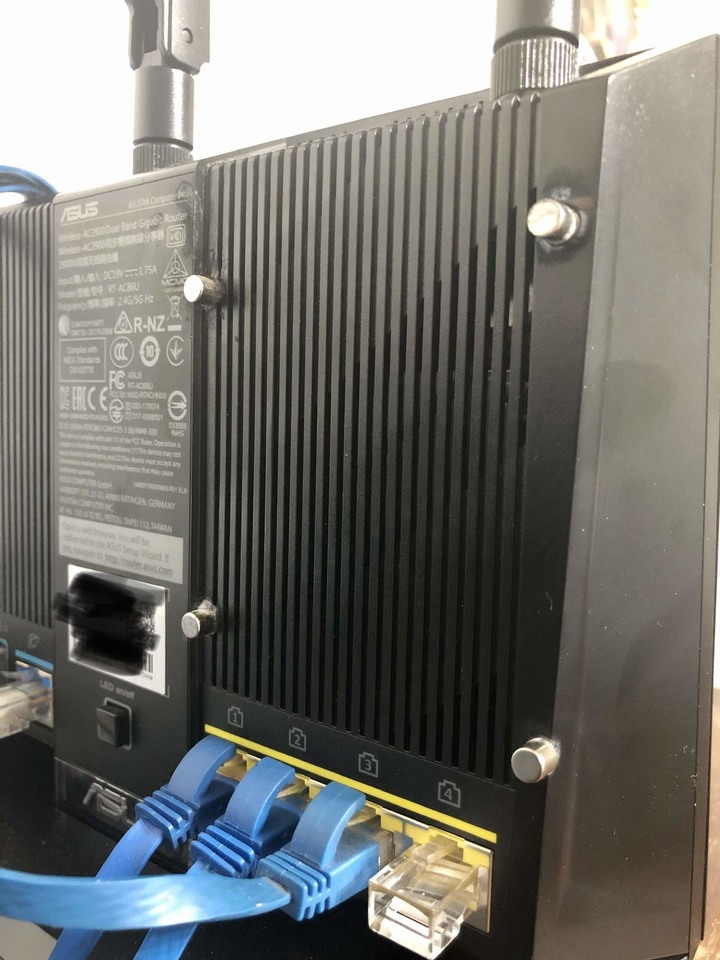 RT-86U，DIY散熱風扇。