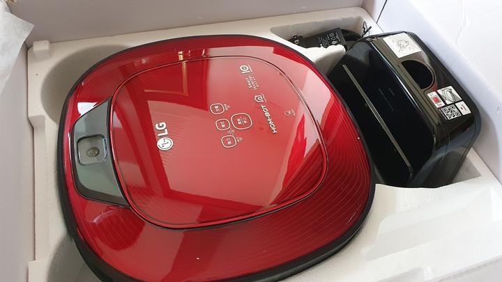 【LG 打掃雙神器】 單身貴族們居家清潔好幫手
