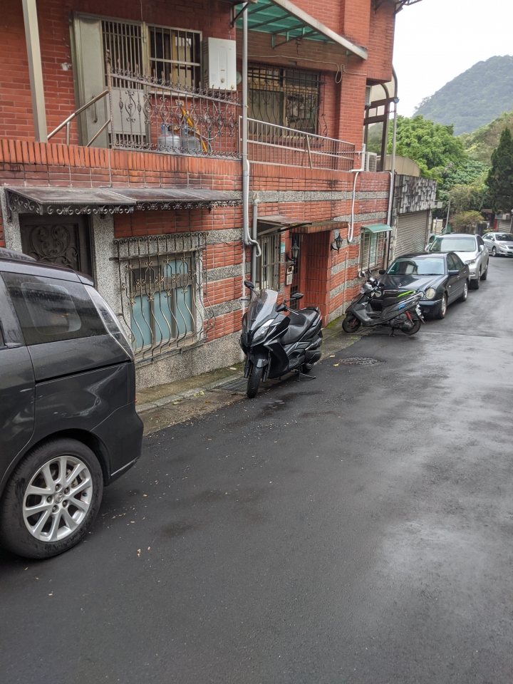 買車位不如買重機