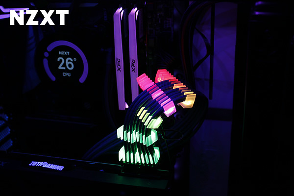 沉浸動漫與遊戲之最，恩傑 NZXT Hue2 Ambient V2 螢幕環景背光氣氛燈！