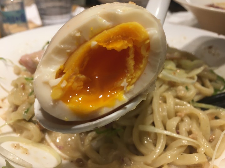 [食記] 涼風庵，熱騰騰且充滿蒜香的美味油soba (台灣台北)