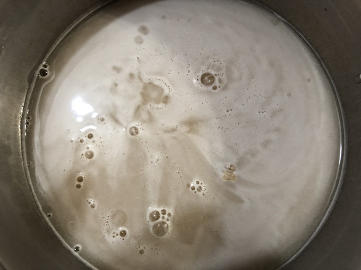 自製布丁奶茶和手搖店布丁奶茶的比較