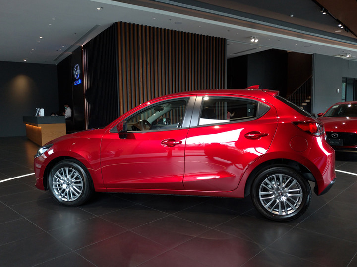 求解,CX-3和Mazda2你會買哪台?
