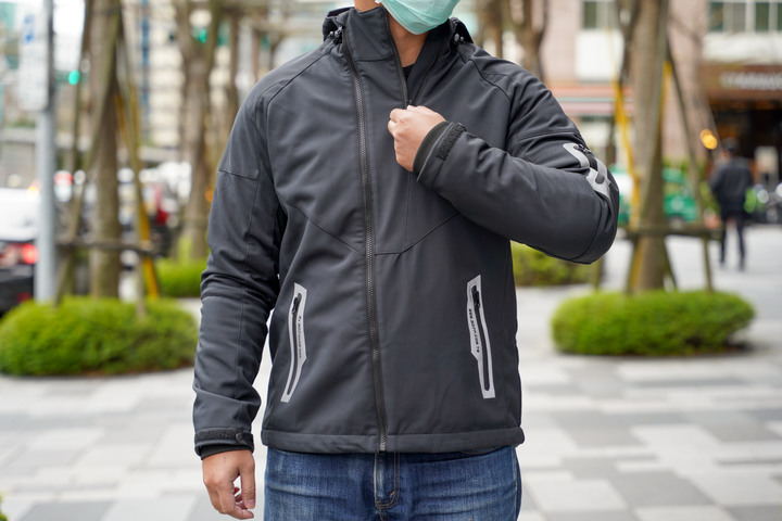 快速對應季節交替！春天通勤騎車這樣穿，舒適帥氣又安全