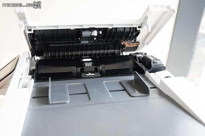 次世代的教材幫手 Hp M428fdw 與 M404dn 雷射事務印表機 手機操作快速印製文件和照片