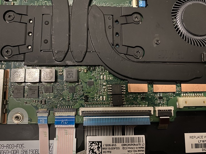 HP Spectre x360 Conv13-aw0005TU 拆解 與 調整分享