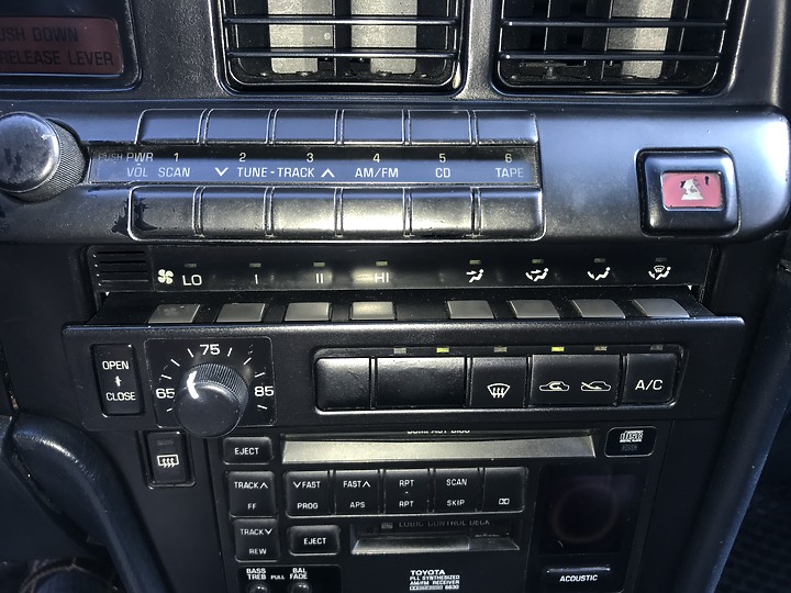 1989年出廠TOYOTA MX83 Cressida 開箱