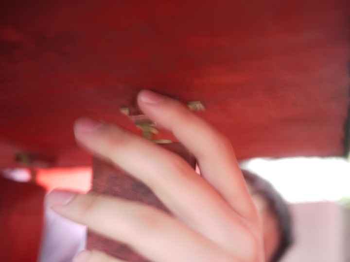 未知名桌子