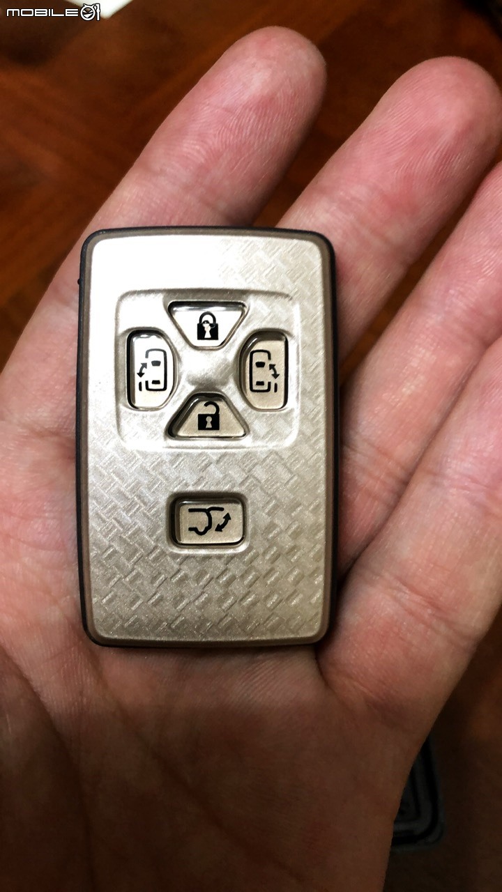 點我看大圖 2014 TOYOTA ALPHARD 2.4 稀有車開箱