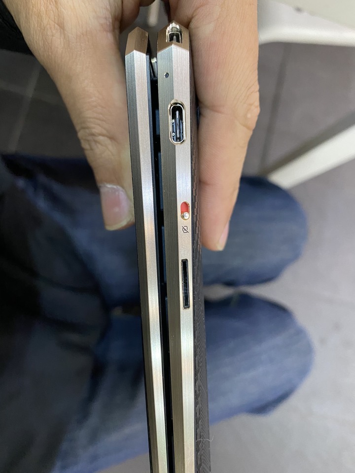 HP Spectre x360 Conv13-aw0005TU 拆解 與 調整分享