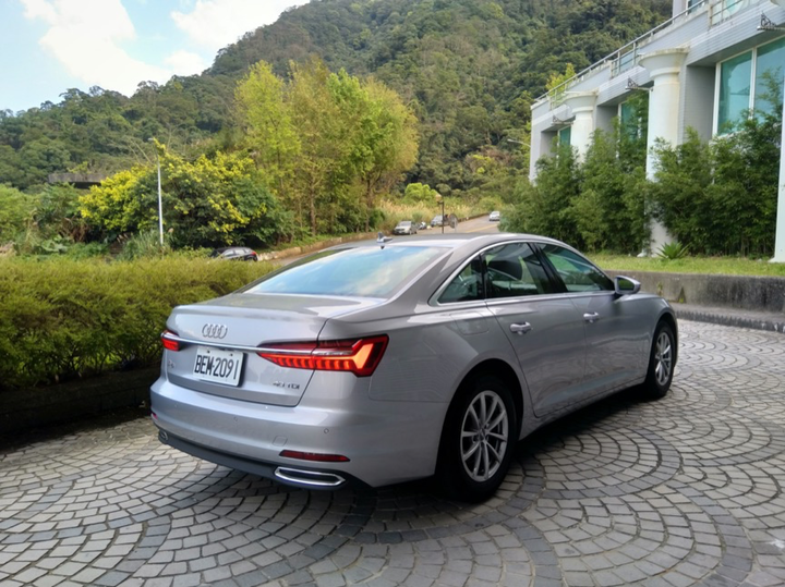 New A6 40 TDI，這真的是柴油引擎？！
