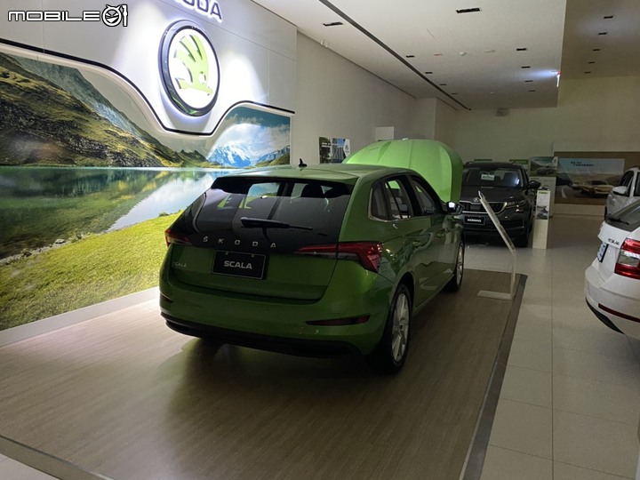 揮別舊愛,踏上綠階梯--Skoda Scala 1.0TSI 開箱!