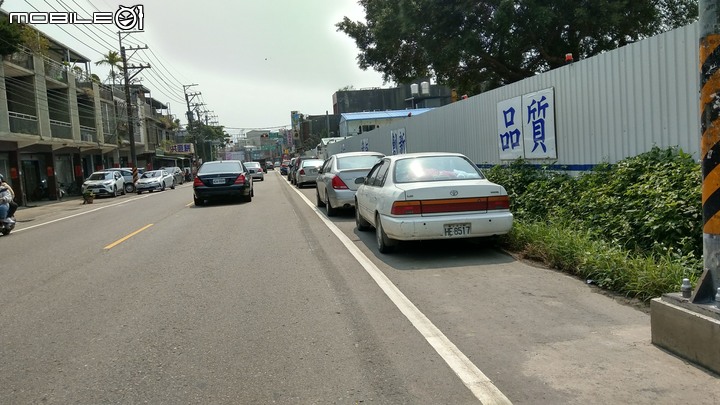 桃園市長 鄭文燦  出門攏坐車 誰人知影 阮的行路 像在玩命
