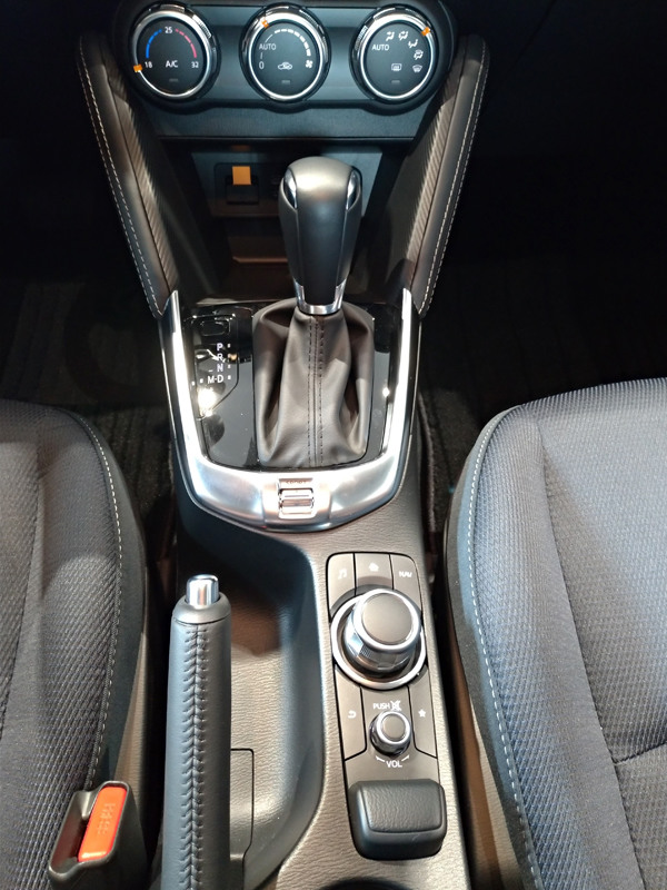 求解,CX-3和Mazda2你會買哪台?