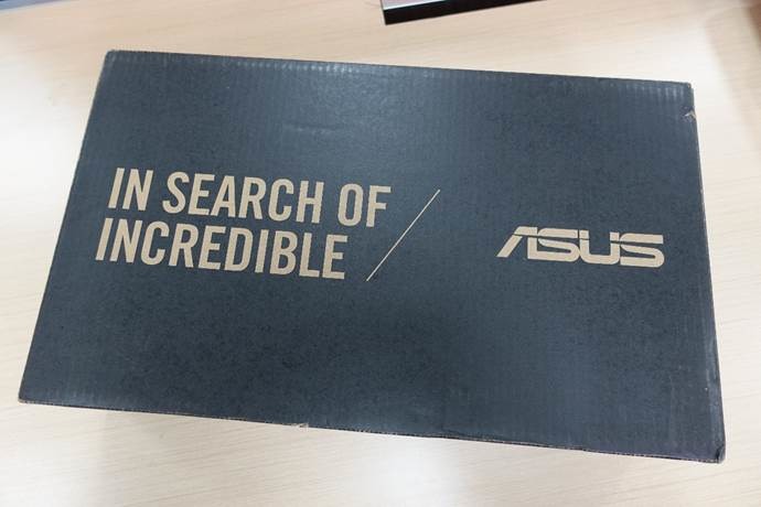 工作及掛機的完美方案 - Zenbook Duo UX481蒼宇藍 開箱
