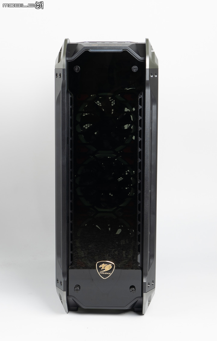 【COUGAR 美洲獅】PANZER-G 鋼化玻璃機箱-簡單非專業開箱