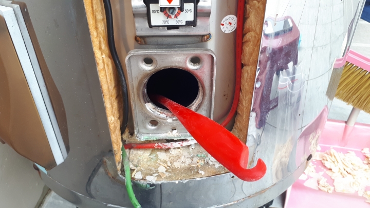 儲熱型電熱水器電熱棒DIY更換