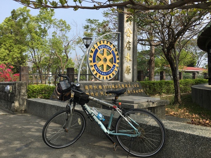 騎 車 到 月 球 ( 燕 巢、田 寮 )