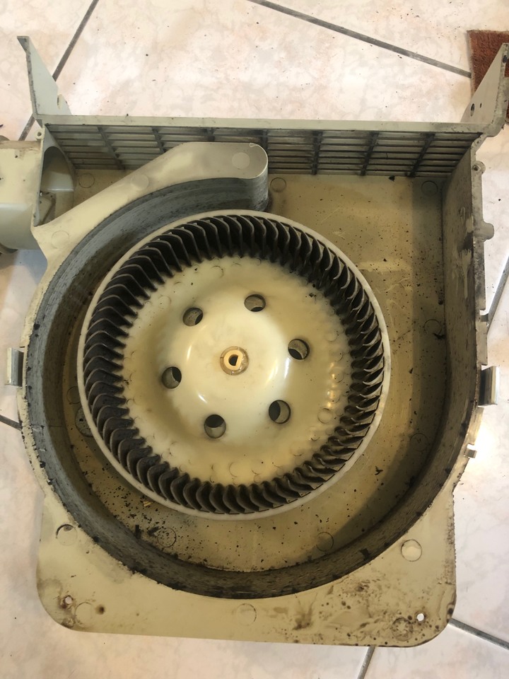 日立除濕機RD-200J DIY大保養(拆開分解組裝),更換微動開關