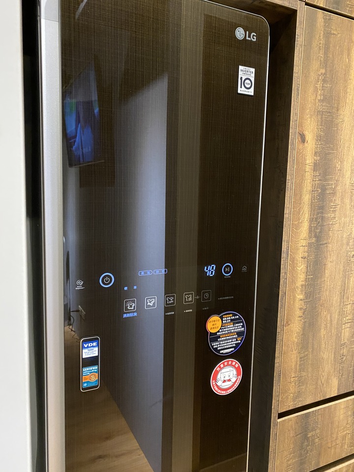 輕奢家電 LG電子衣櫥E523FR開箱