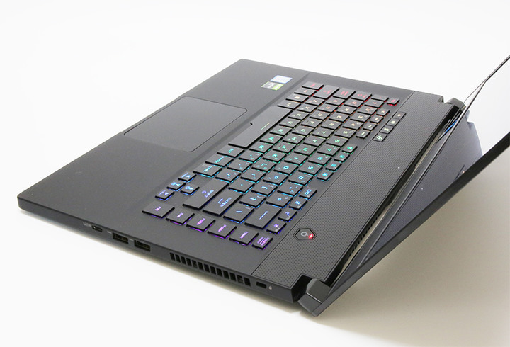 點我看大圖 神龍大俠之ROG Zephyrus M GU502開箱測試