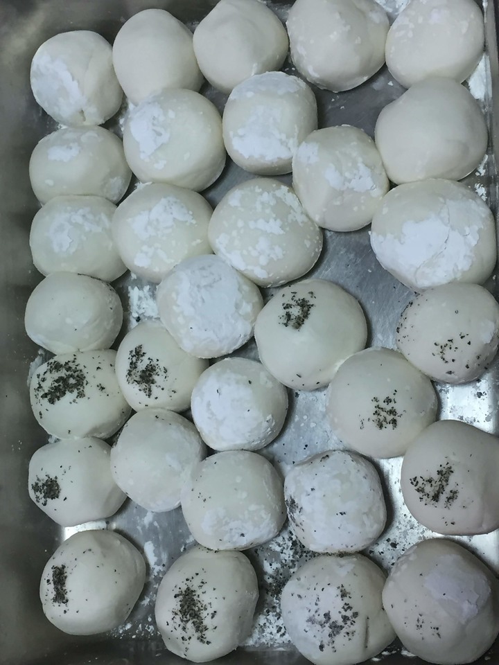 休假不能出門 在家手做湯圓