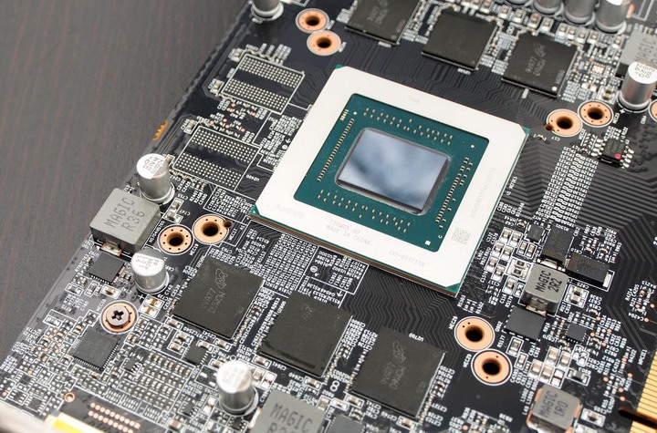 A卡中階生力軍 Gigabyte RX5600XT Gaming OC 開箱