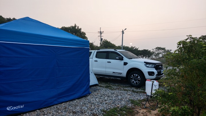 4K苗栗通宵心型公路野營