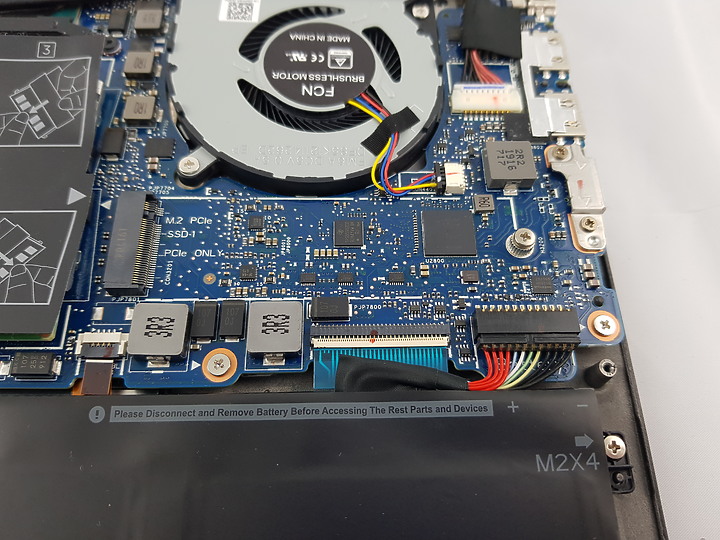 【小宅開箱】【簡測】DELL Inspiron 15-7590 屹立不搖的文書遊戲筆電