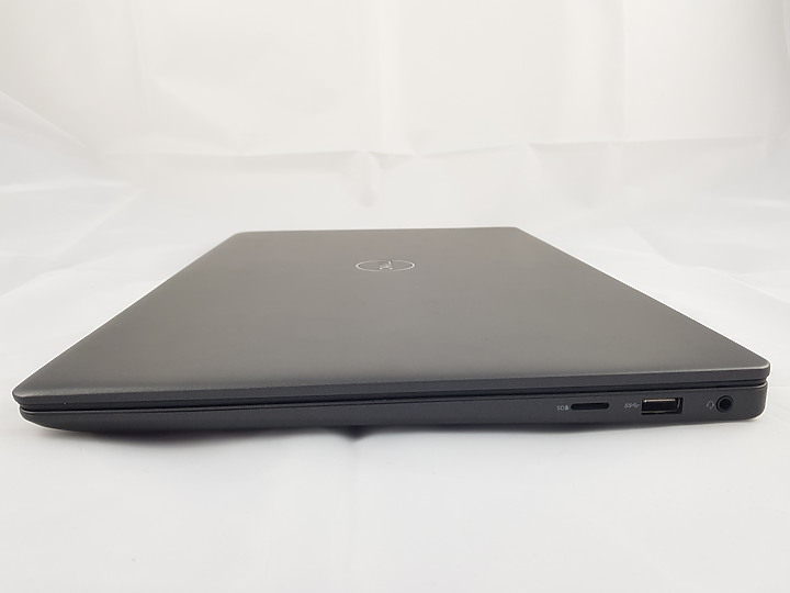 【小宅開箱】【簡測】DELL Inspiron 15-7590 屹立不搖的文書遊戲筆電