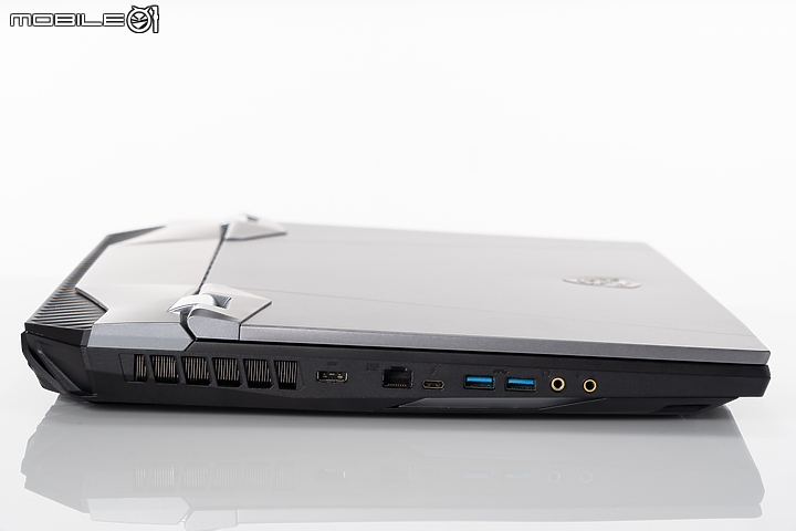 MSI GT76 Titan DT 9SG 旗艦電競筆電 泰坦效能機皇再次來襲！
