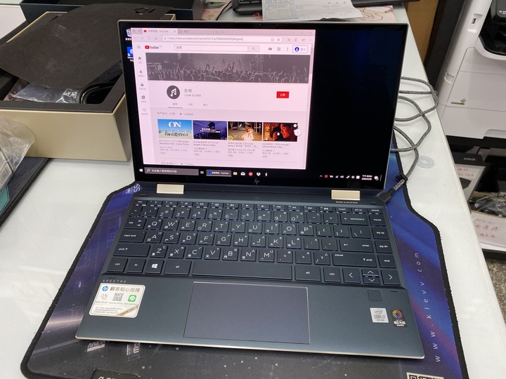 HP Spectre x360 Conv13-aw0005TU 拆解 與 調整分享
