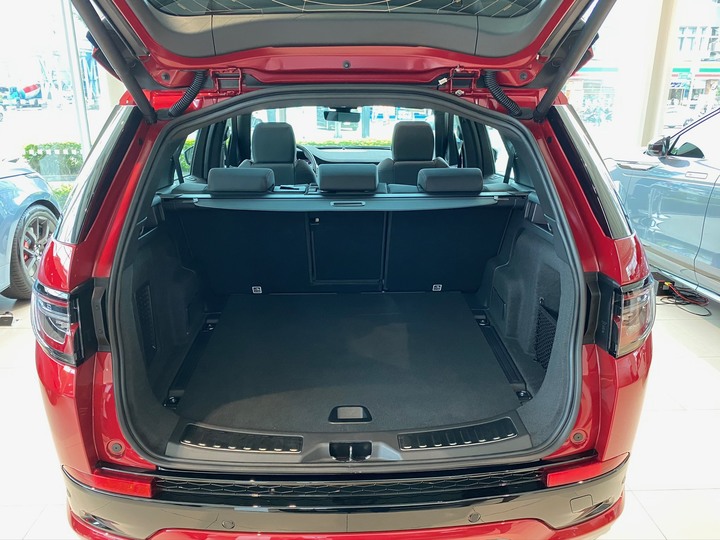 Discovery Sport南港展間賞車+手滑訂車心得分享
