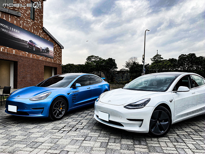 點我看大圖 【奶奶也開特斯拉!?】Model 3 Long Range 台北開箱