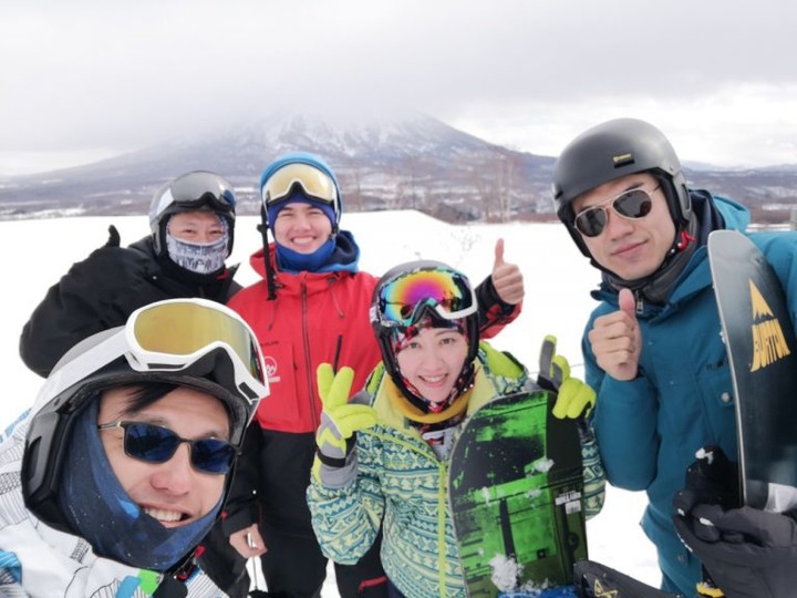老司機帶路 ｜北海道二世古自助滑雪，行李準備交通住宿找教練，with me行李箱推薦
