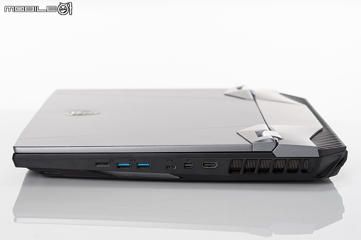 MSI GT76 Titan DT 9SG 旗艦電競筆電 泰坦效能機皇再次來襲！