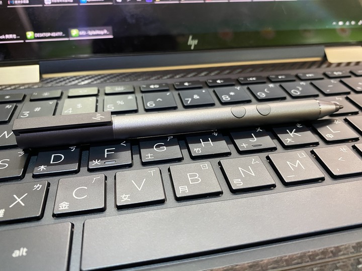 HP Spectre x360 Conv13-aw0005TU 拆解 與 調整分享