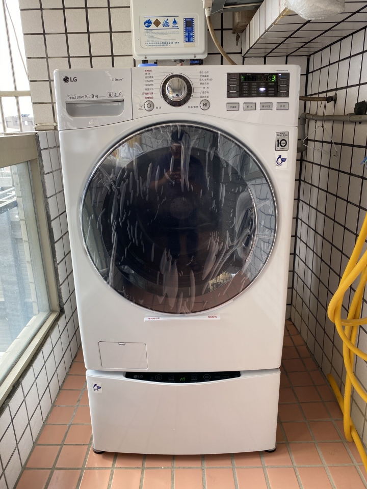 體驗第一次的滾筒洗衣機 WD-S16VBD+WT-D250HW