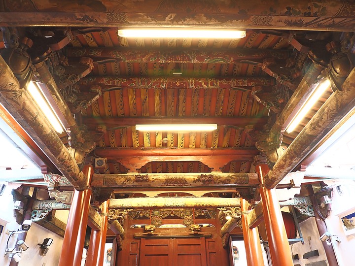 臺南市 北區 開基天后宮 — 擁有在臺灣年代最早「船仔媽」與最早石雕蟠龍柱的歷史悠久小廟