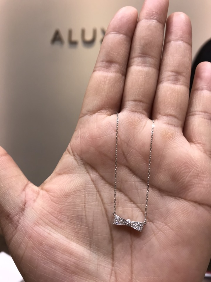 亞立詩鑽戒購買心得,櫃上人員服務超好的~~