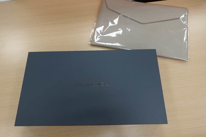 工作及掛機的完美方案 - Zenbook Duo UX481蒼宇藍 開箱