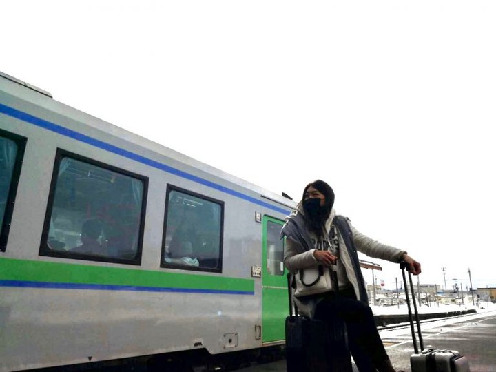 老司機帶路 ｜北海道二世古自助滑雪，行李準備交通住宿找教練，with me行李箱推薦