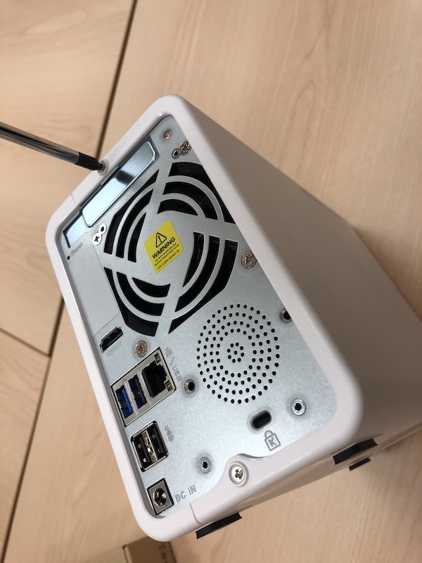 『開箱』NAS再進化!AI智慧QNAP TS-251D 雲端儲存裝置