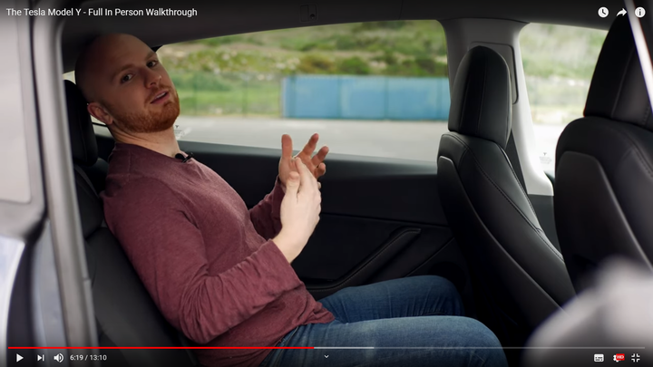 《Model Y》後座詳細評測－座椅高度／空間／可調角度