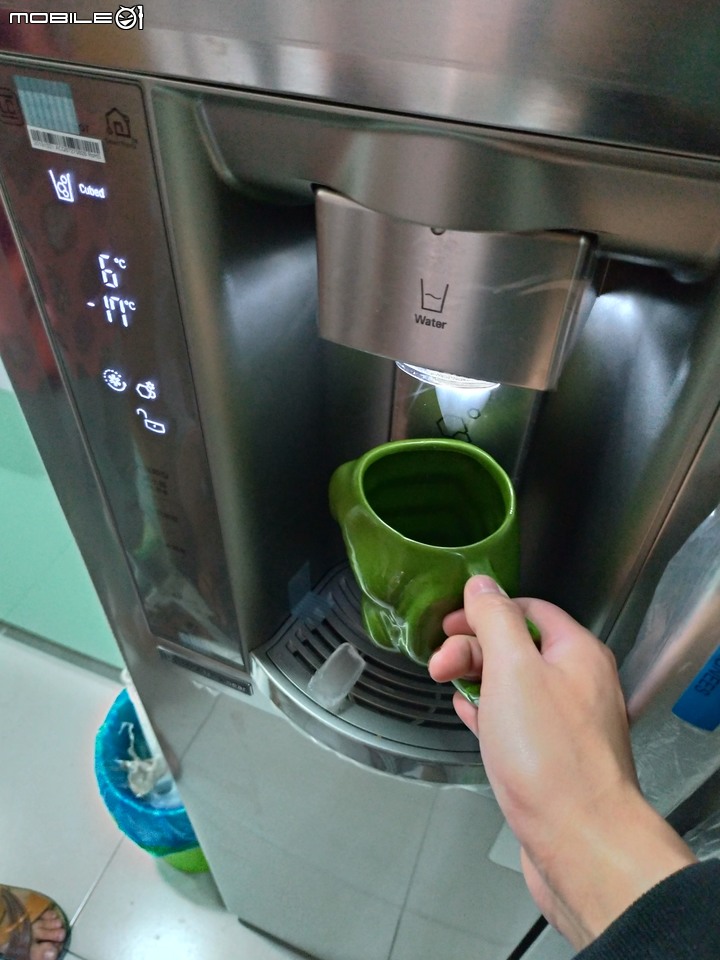 不專業開箱LG GR-QPL88SV