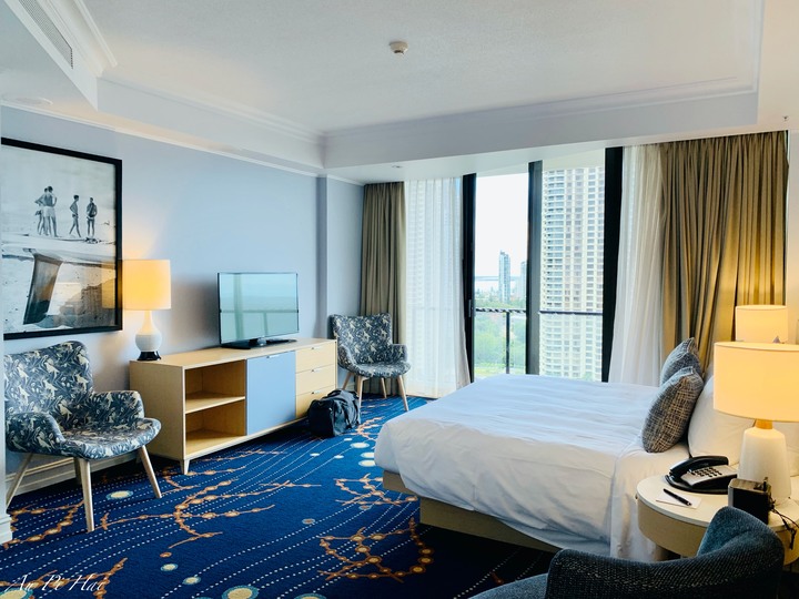 【Gold Coast 黃金海岸】Surfers Paradise Marriott Resort 迎賓氣泡酒以及有活魚的Lagoon外加目前澳洲吃過最好吃的海鮮buffet @Citrique，順便吃了有點普通的Misono鐵板燒