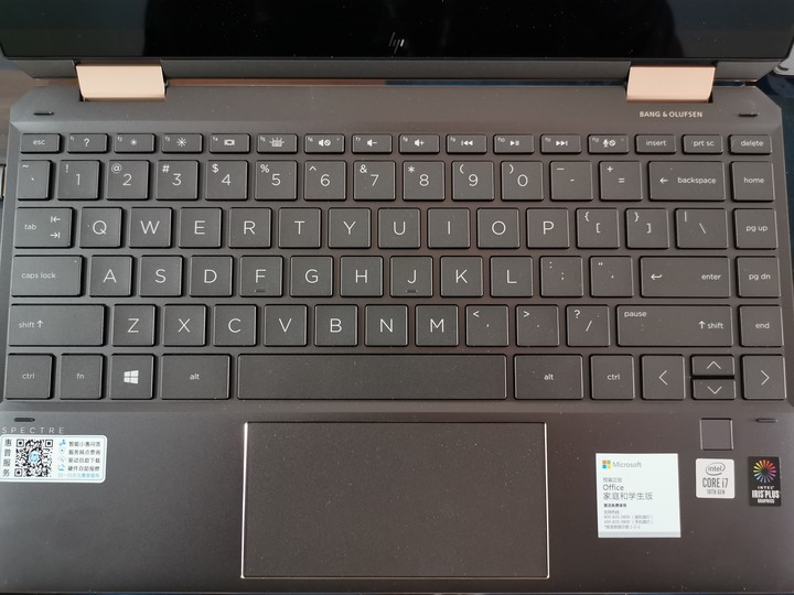 點我看大圖 HP Spectre X360 13 黑金色 簡單分享