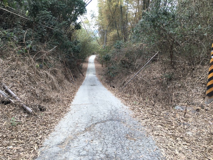 騎 車 到 月 球 ( 燕 巢、田 寮 )