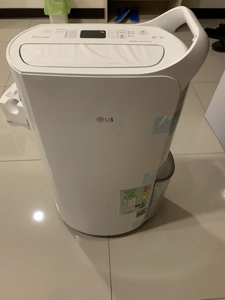 「開箱文」LG變頻除濕機(MD181QWK1)