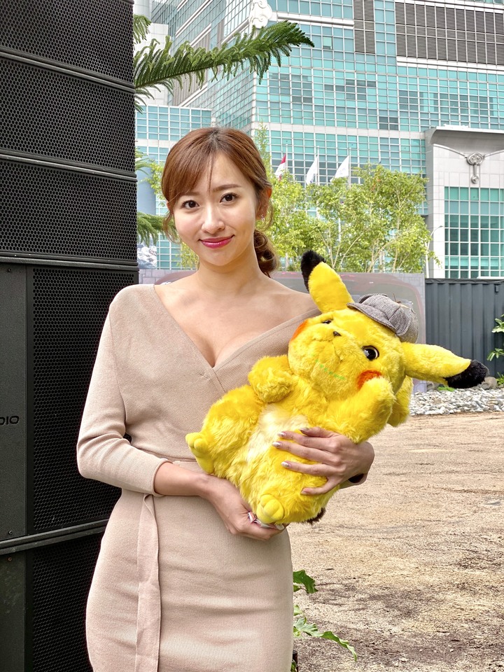 點我看大圖 『萌 開箱』去年中日本 限定販売 LIFE SIZE DOLL 名探偵ピカチ 終於入手啦!